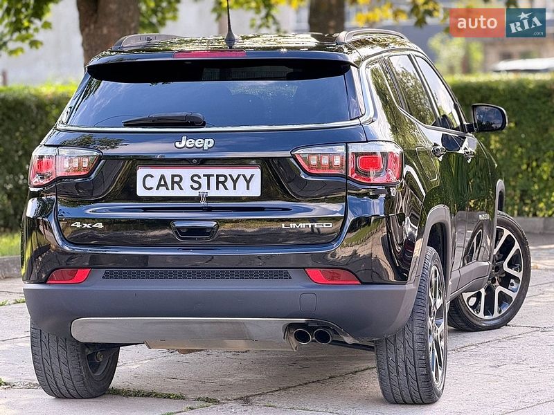 Внедорожник / Кроссовер Jeep Compass 2017 в Стрые