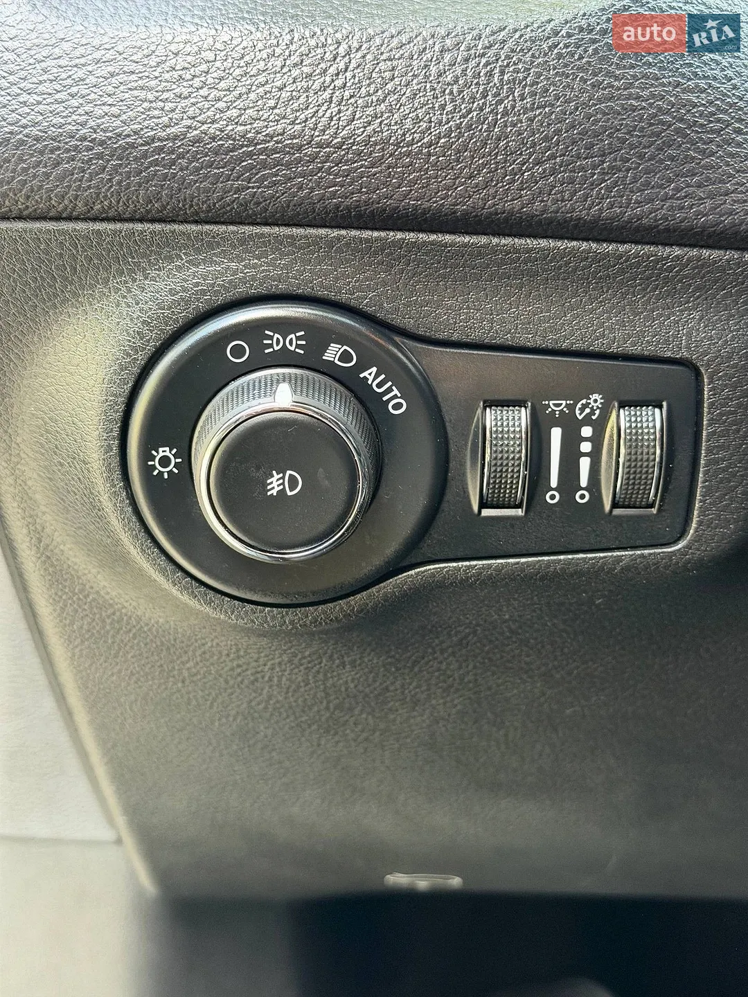 2017 Jeep Compass - мініатюра 30