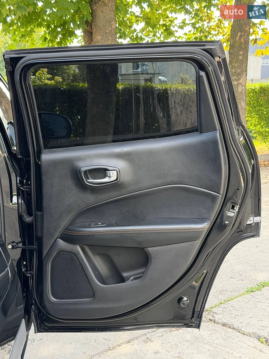 2017 Jeep Compass - мініатюра 47