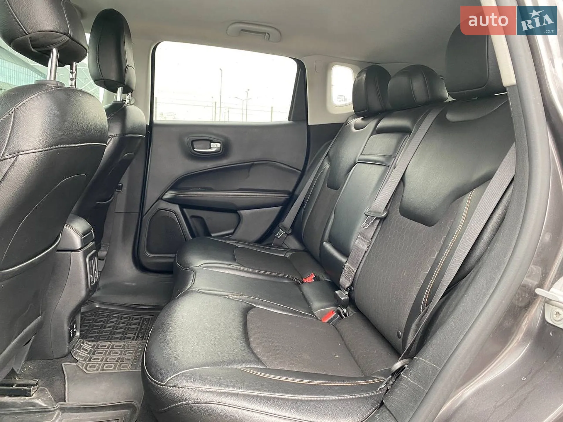 2018 Jeep Compass - мініатюра 20