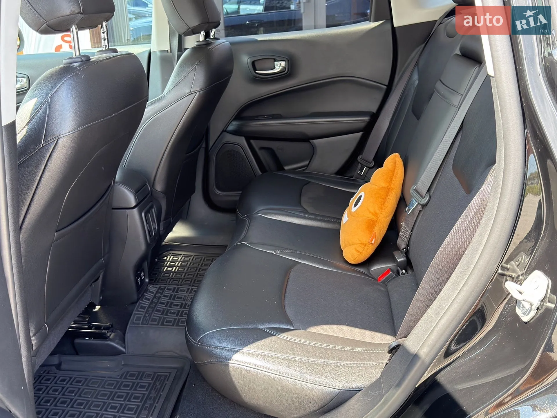 2018 Jeep Compass - мініатюра 8