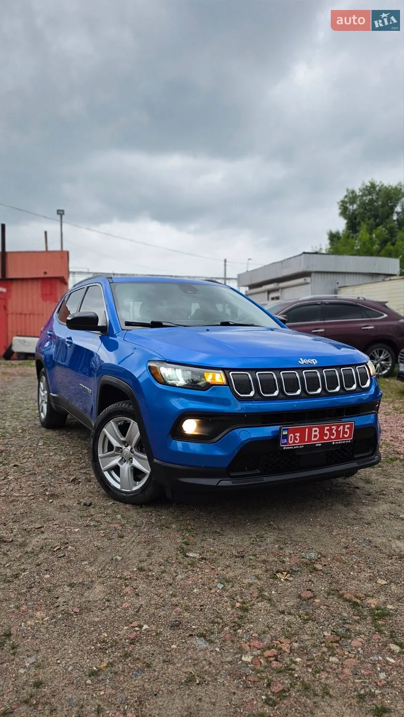 2022 Jeep Compass - фото 1