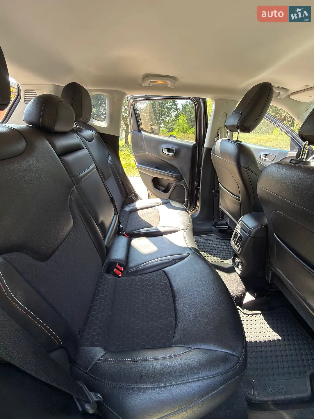 2018 Jeep Compass - мініатюра 28