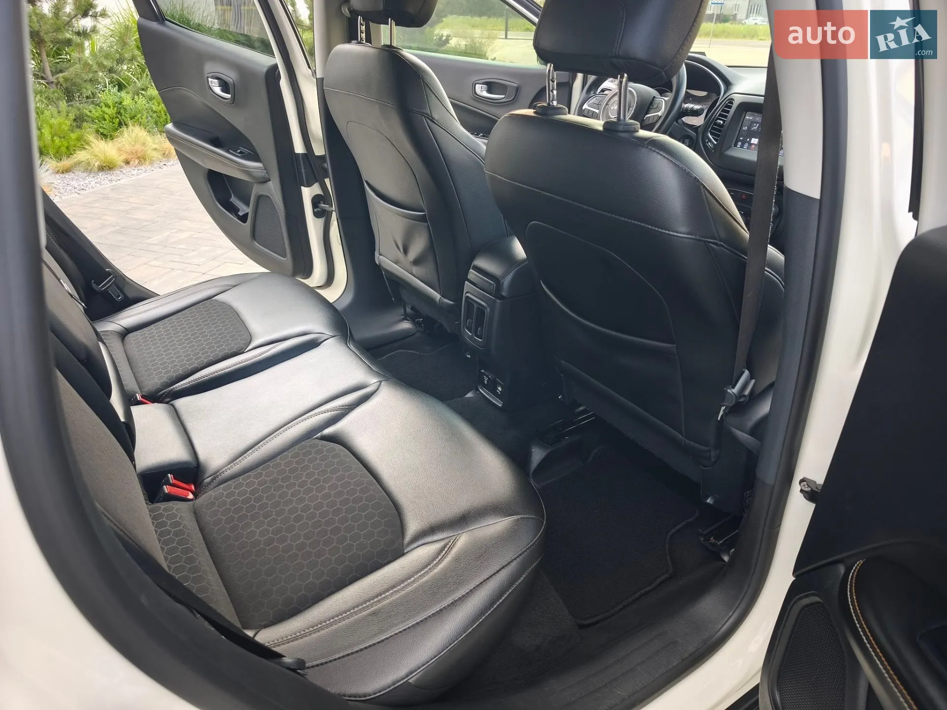 2018 Jeep Compass - мініатюра 23