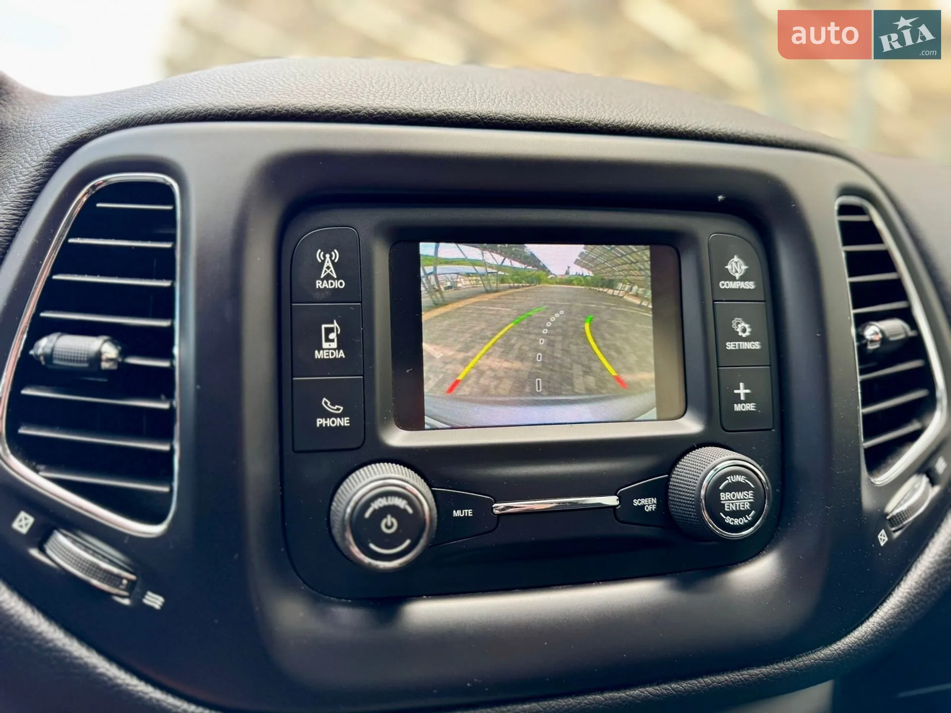 2018 Jeep Compass - мініатюра 24