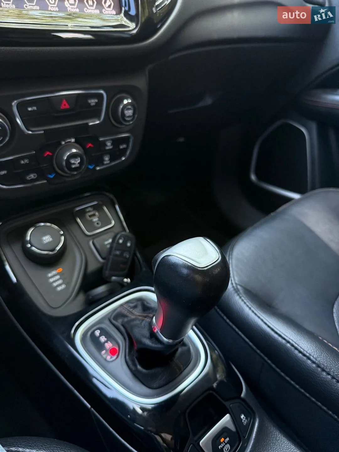 2018 Jeep Compass - мініатюра 11