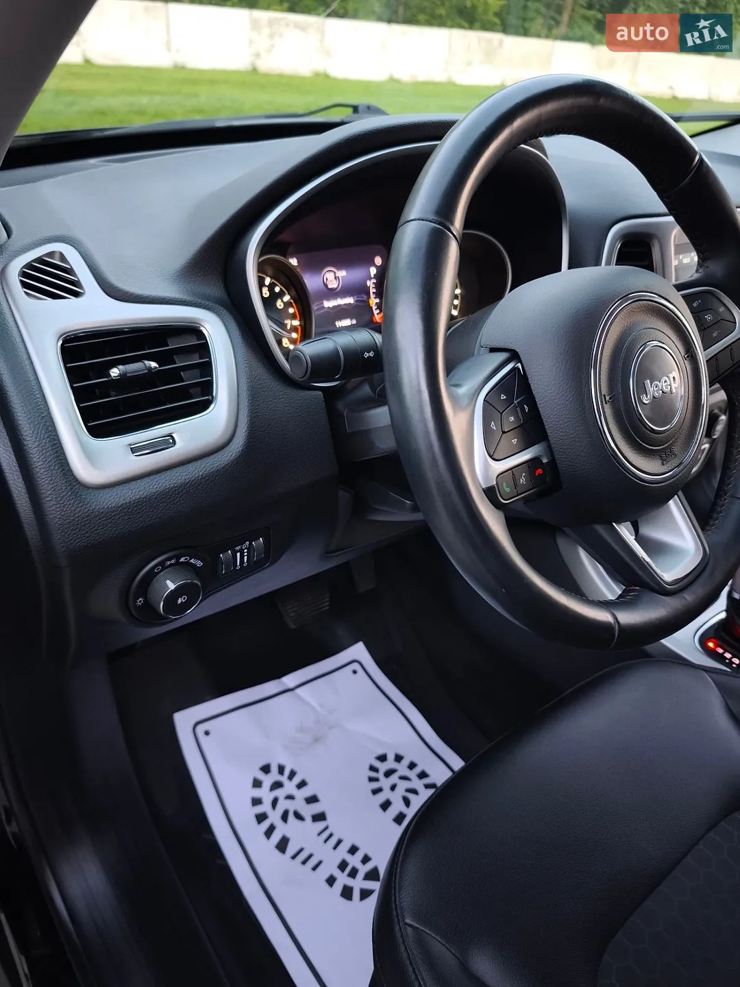 2019 Jeep Compass - мініатюра 21