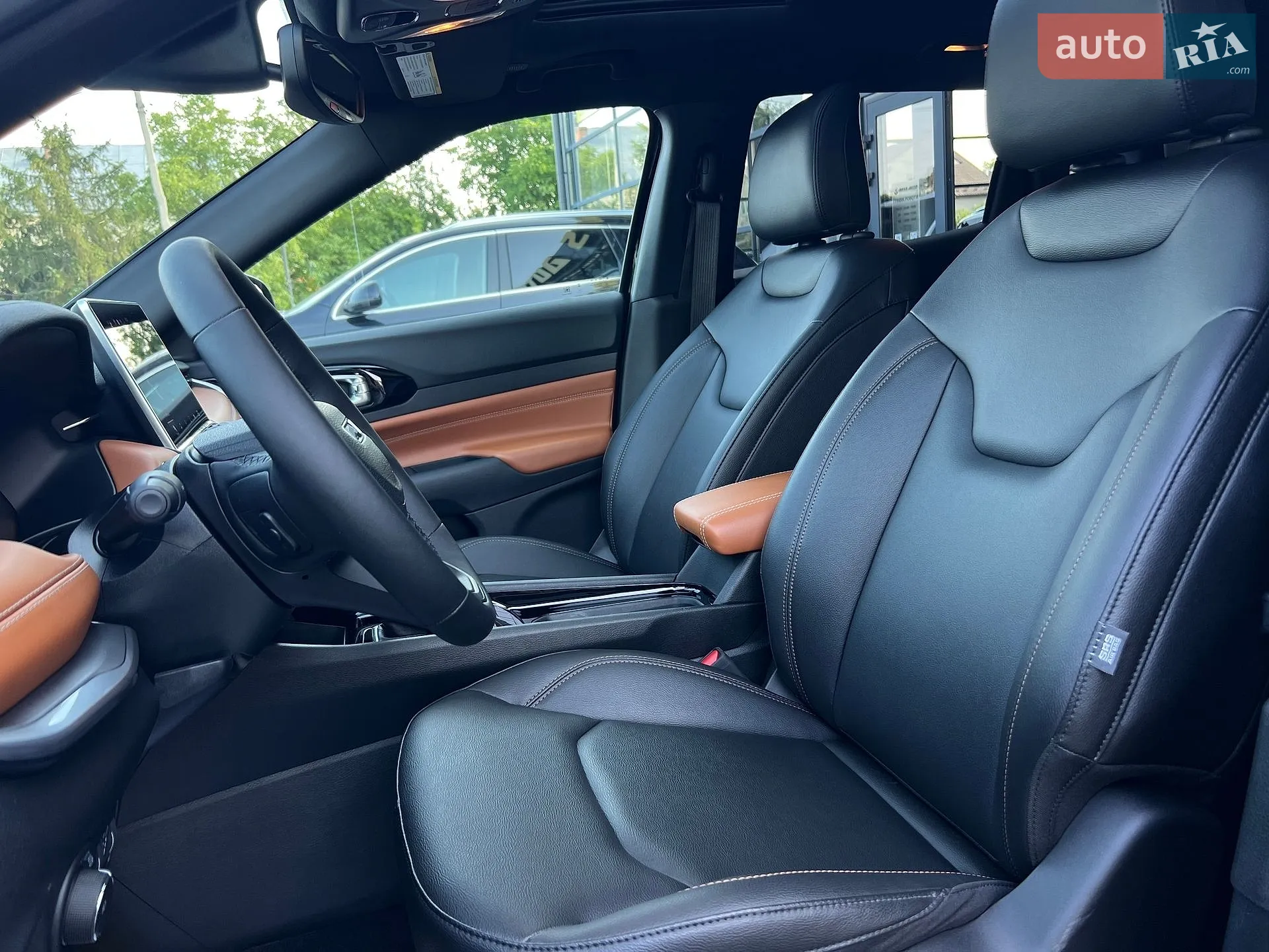 2024 Jeep Compass - мініатюра 11
