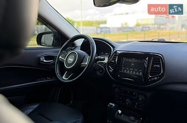 Позашляховик / Кросовер Jeep Compass 2018 в Києві фото 15 Позашляховик / Кросовер Jeep Compass 2018 в Києві