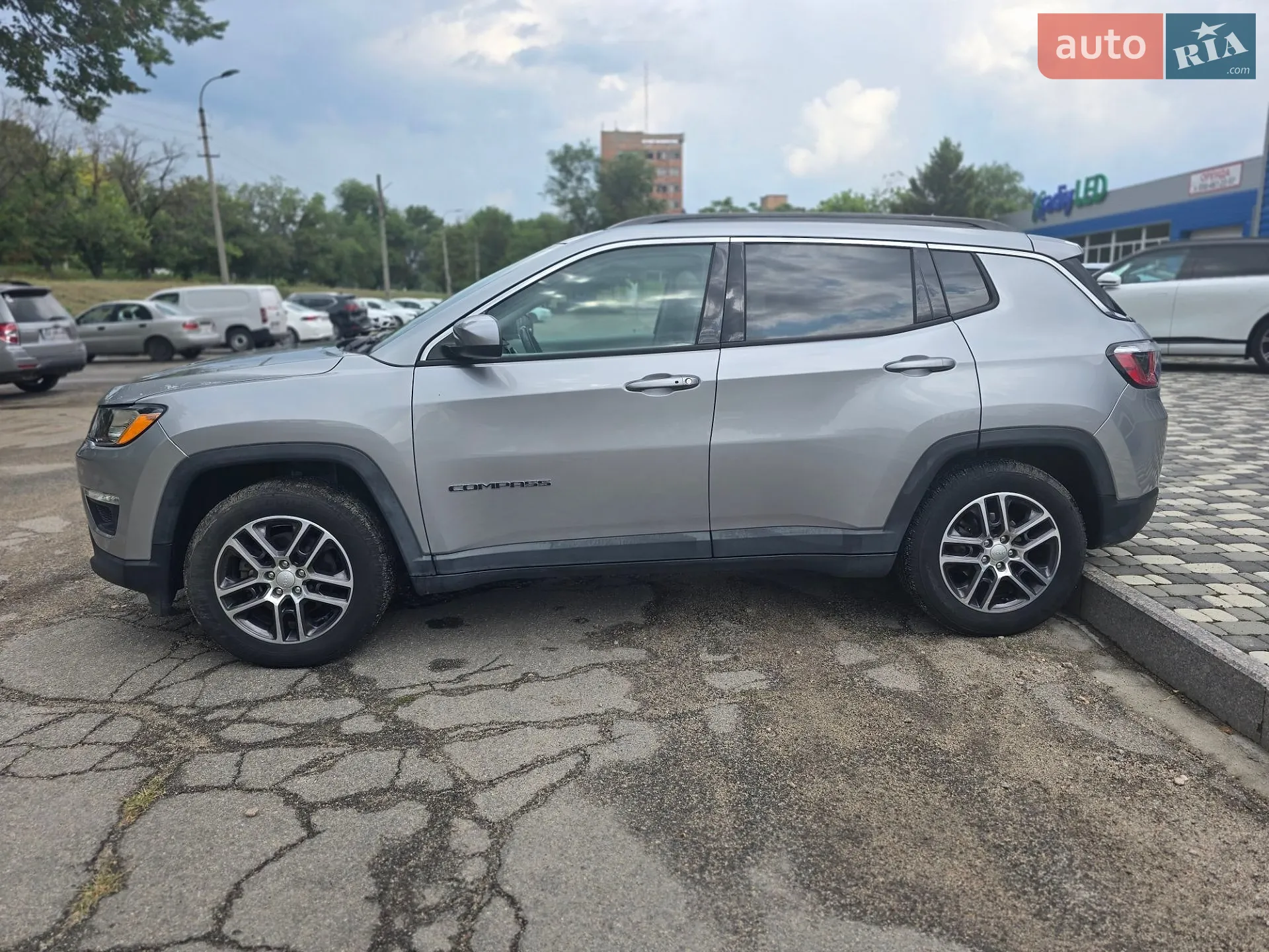 2019 Jeep Compass - мініатюра 10
