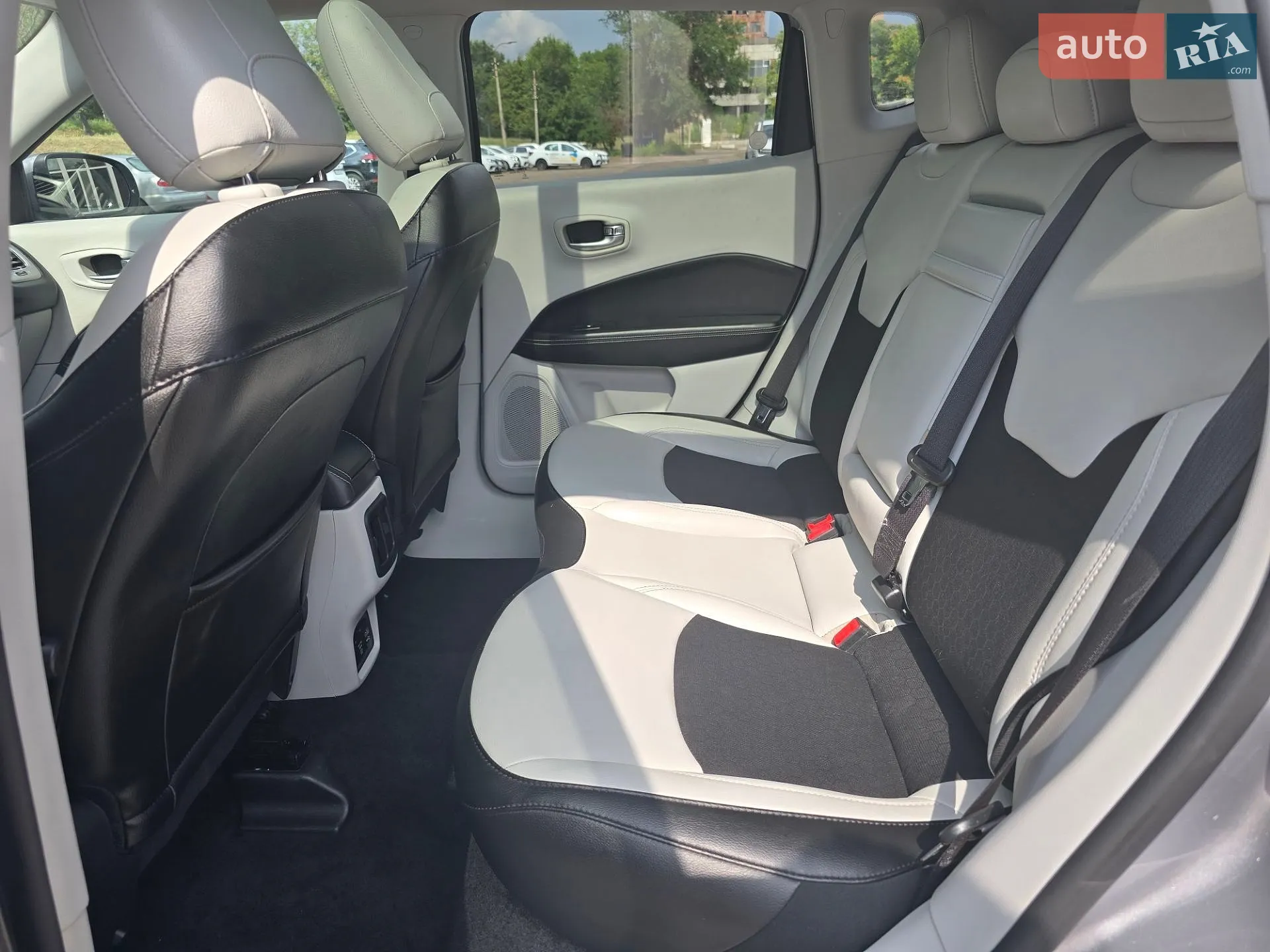 2019 Jeep Compass - мініатюра 30