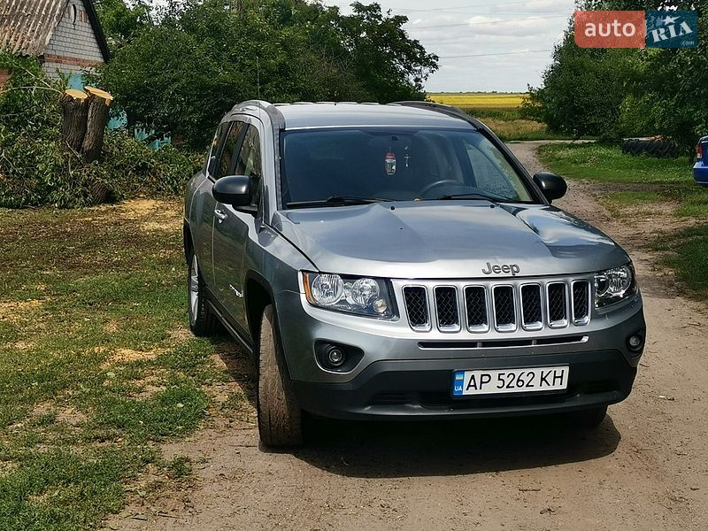 Внедорожник / Кроссовер Jeep Compass 2014 в Градижске фото 2 Внедорожник / Кроссовер Jeep Compass 2014 в Градижске