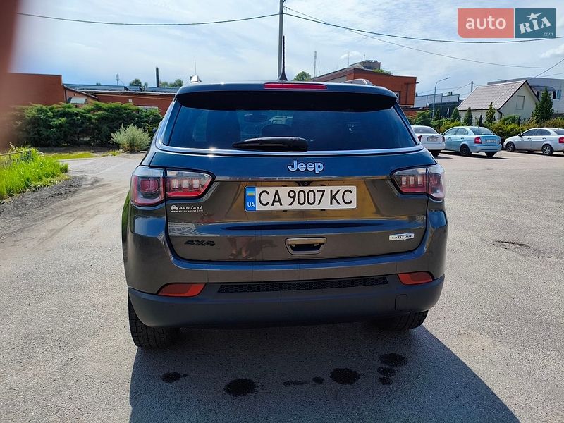 Внедорожник / Кроссовер Jeep Compass 2017 в Черкассах