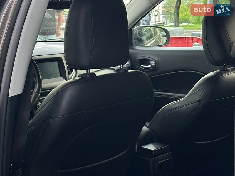 Внедорожник / Кроссовер Jeep Compass 2018 в Харькове
