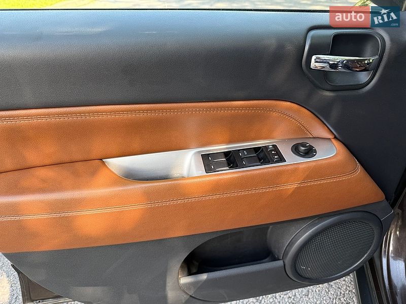 Позашляховик / Кросовер Jeep Compass 2013 в Києві фото 45 Позашляховик / Кросовер Jeep Compass 2013 в Києві