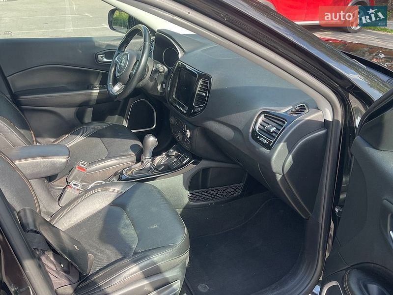 Внедорожник / Кроссовер Jeep Compass 2020 в Здолбунове
