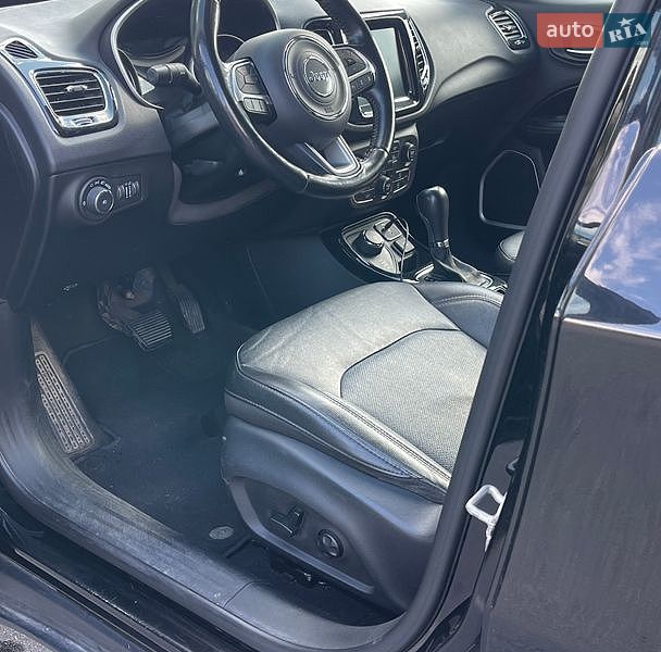 Внедорожник / Кроссовер Jeep Compass 2020 в Здолбунове