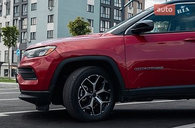 Позашляховик / Кросовер Jeep Compass 2024 в Рівному