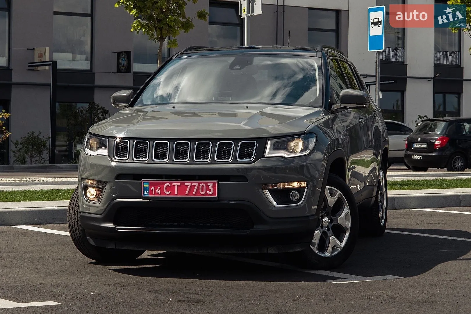 2020 Jeep Compass - мініатюра 2