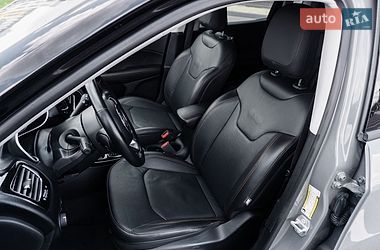 Позашляховик / Кросовер Jeep Compass 2020 в Рівному
