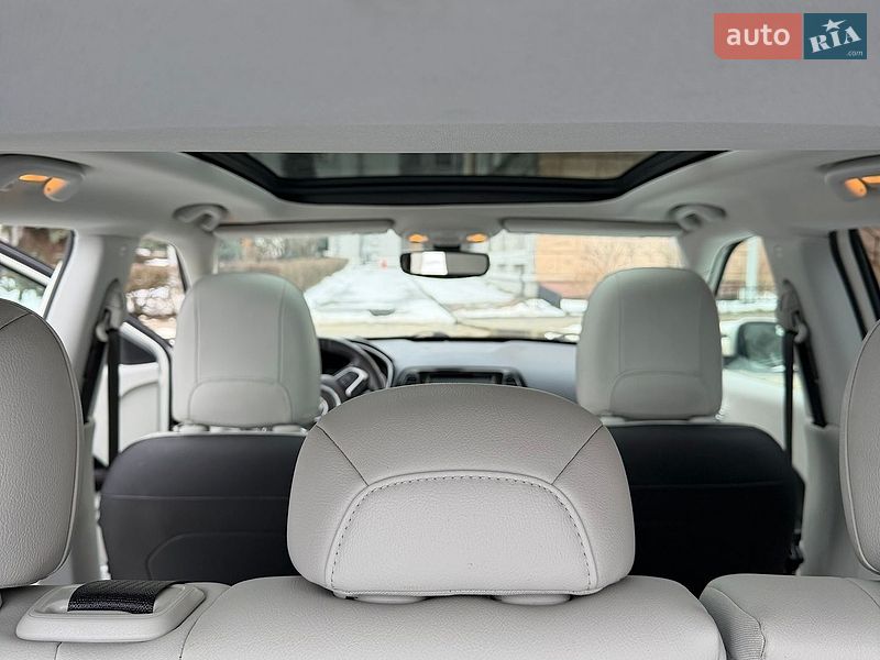 Внедорожник / Кроссовер Jeep Compass 2017 в Харькове фото 9 Внедорожник / Кроссовер Jeep Compass 2017 в Харькове