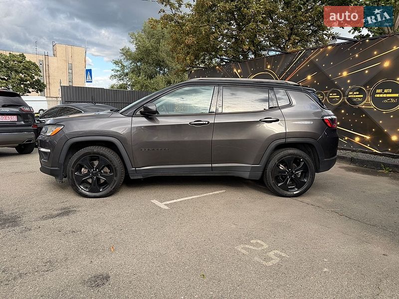 Позашляховик / Кросовер Jeep Compass 2019 в Києві