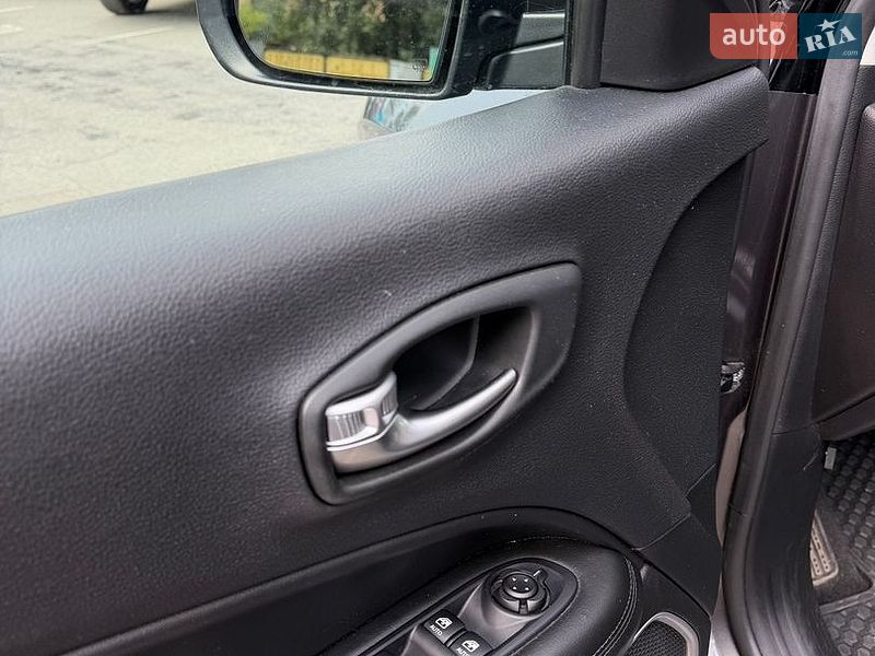 Позашляховик / Кросовер Jeep Compass 2019 в Києві