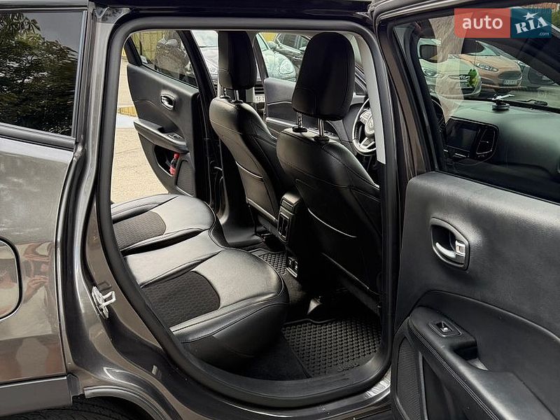 Позашляховик / Кросовер Jeep Compass 2019 в Києві