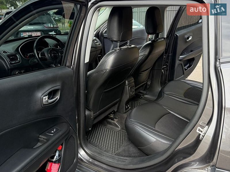 Позашляховик / Кросовер Jeep Compass 2019 в Києві