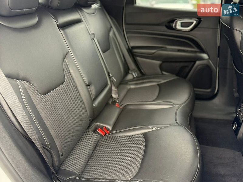 Позашляховик / Кросовер Jeep Compass 2023 в Івано-Франківську фото 33 Позашляховик / Кросовер Jeep Compass 2023 в Івано-Франківську