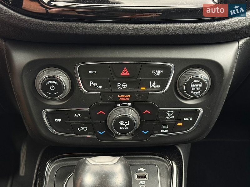 Внедорожник / Кроссовер Jeep Compass 2017 в Харькове