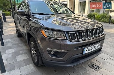 Позашляховик / Кросовер Jeep Compass 2018 в Києві фото 9 Позашляховик / Кросовер Jeep Compass 2018 в Києві