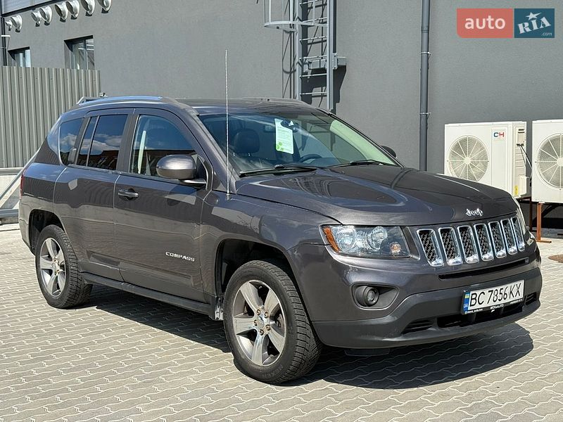 Внедорожник / Кроссовер Jeep Compass 2016 в Львове