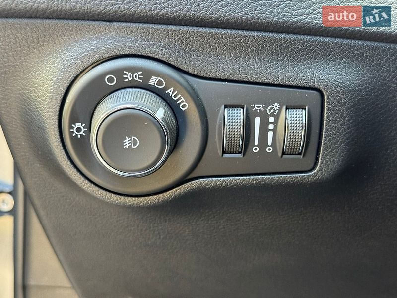 Внедорожник / Кроссовер Jeep Compass 2019 в Львове