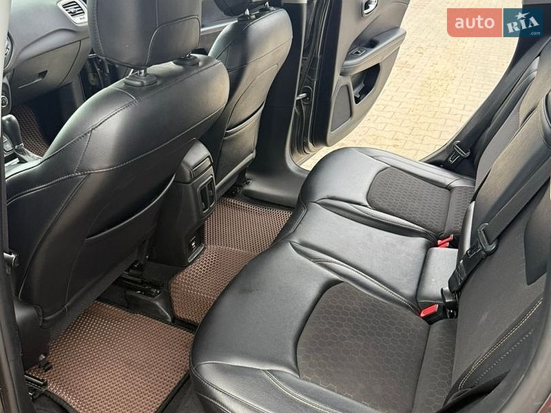 Внедорожник / Кроссовер Jeep Compass 2017 в Коломые фото 13 Внедорожник / Кроссовер Jeep Compass 2017 в Коломые