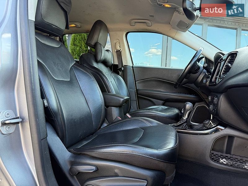 Позашляховик / Кросовер Jeep Compass 2019 в Києві фото 12 Позашляховик / Кросовер Jeep Compass 2019 в Києві