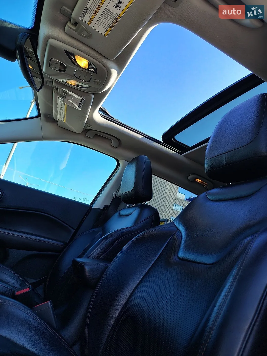 2017 Jeep Compass - мініатюра 24
