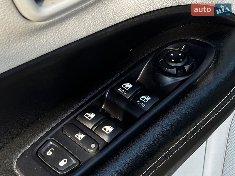 Внедорожник / Кроссовер Jeep Compass 2018 в Белогородке фото 23 Внедорожник / Кроссовер Jeep Compass 2018 в Белогородке