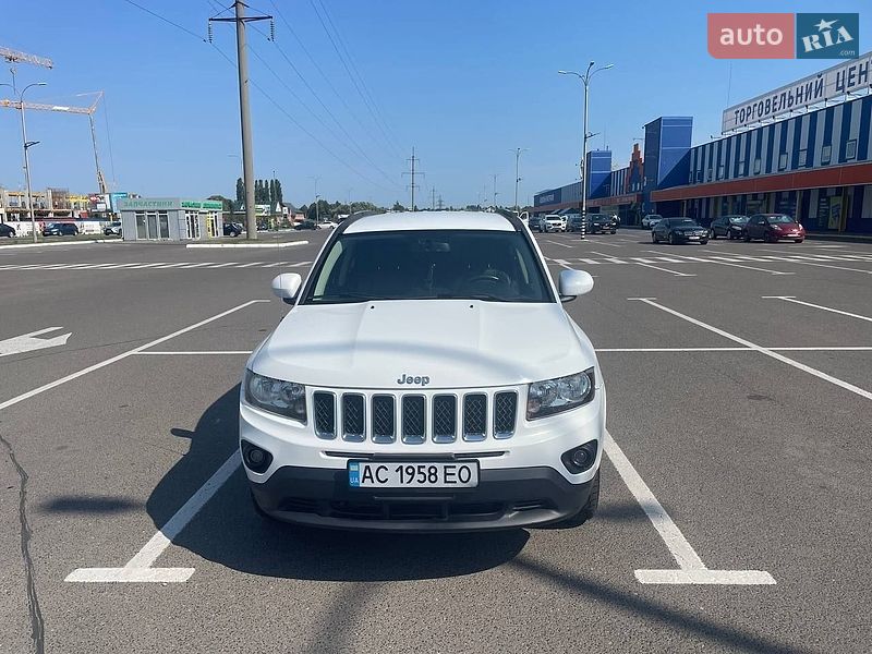 Внедорожник / Кроссовер Jeep Compass 2016 в Луцке