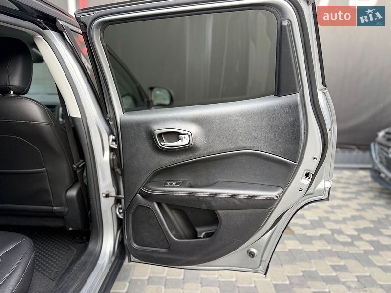 Позашляховик / Кросовер Jeep Compass 2018 в Львові