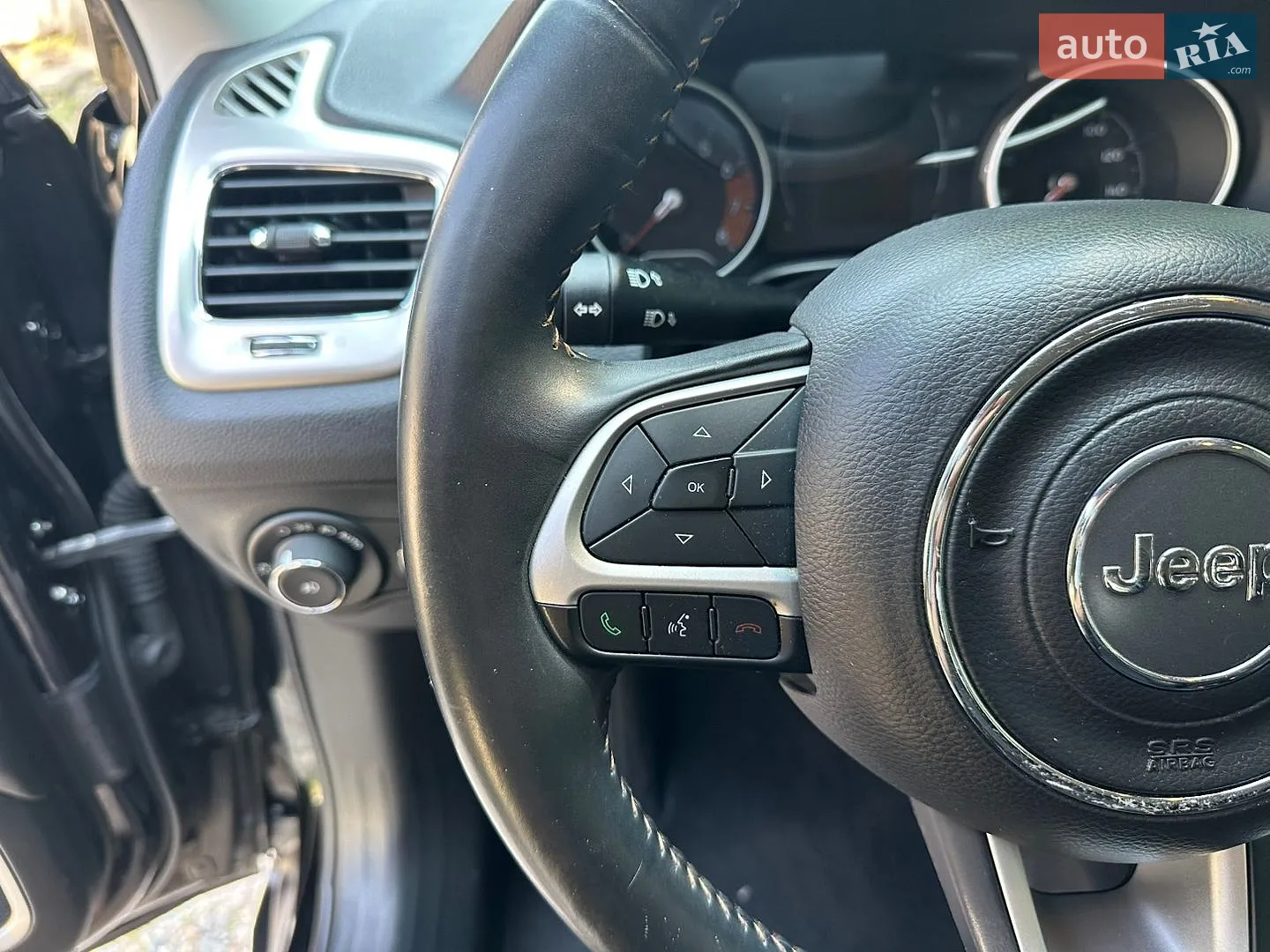 2019 Jeep Compass - мініатюра 30