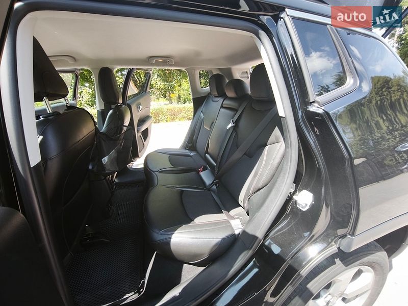 Позашляховик / Кросовер Jeep Compass 2020 в Миргороді