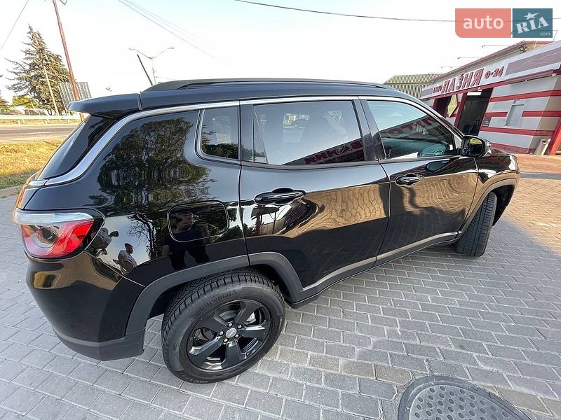 Позашляховик / Кросовер Jeep Compass 2018 в Львові