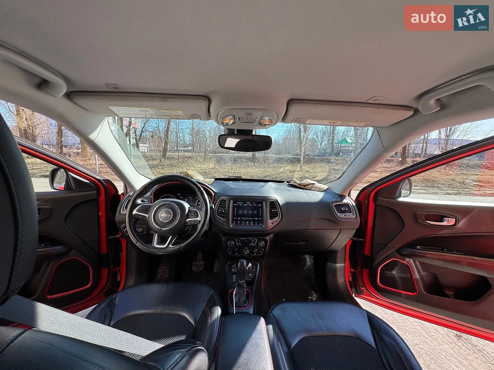 2017 Jeep Compass - мініатюра 16