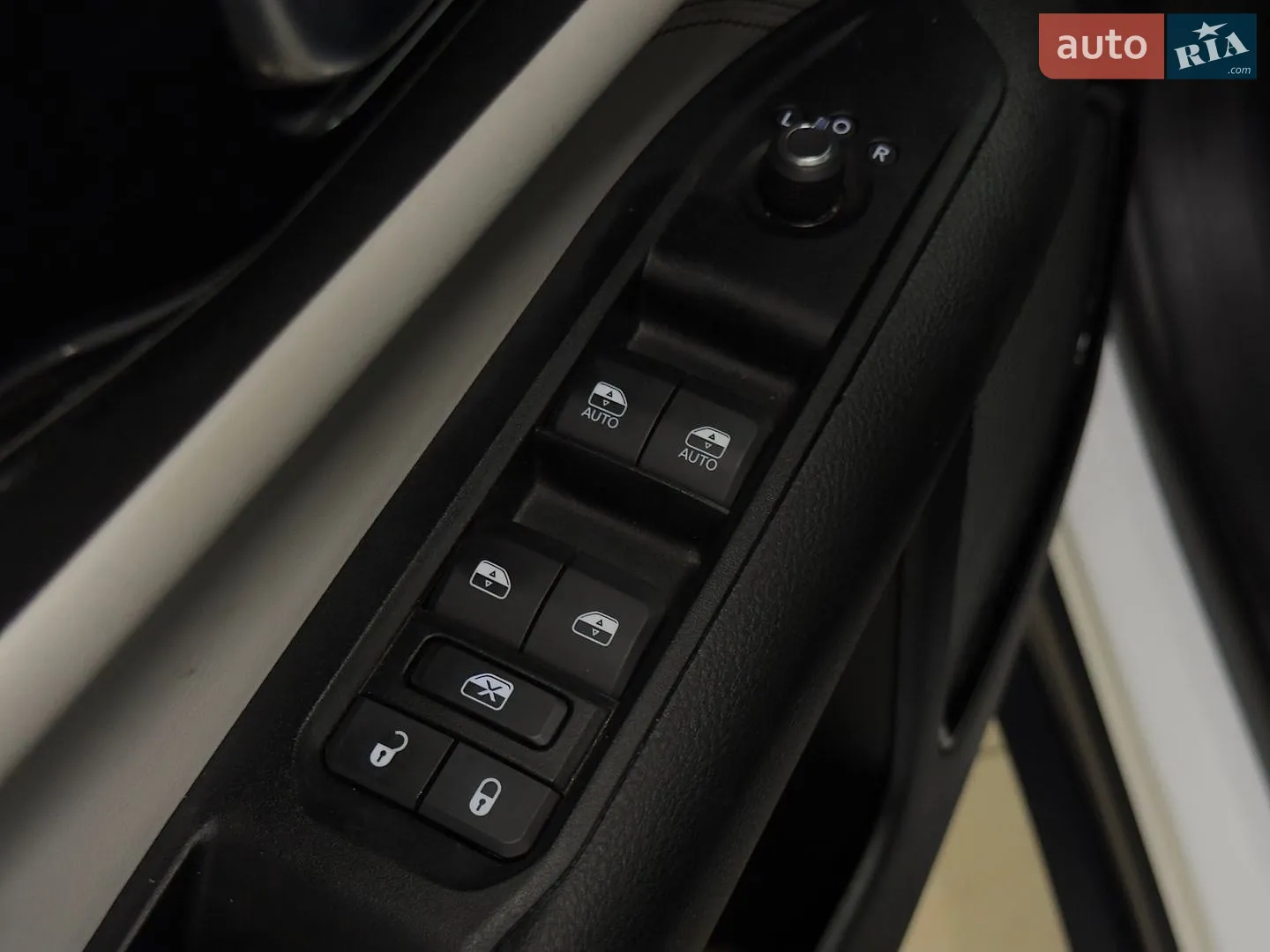 2021 Jeep Compass - мініатюра 29