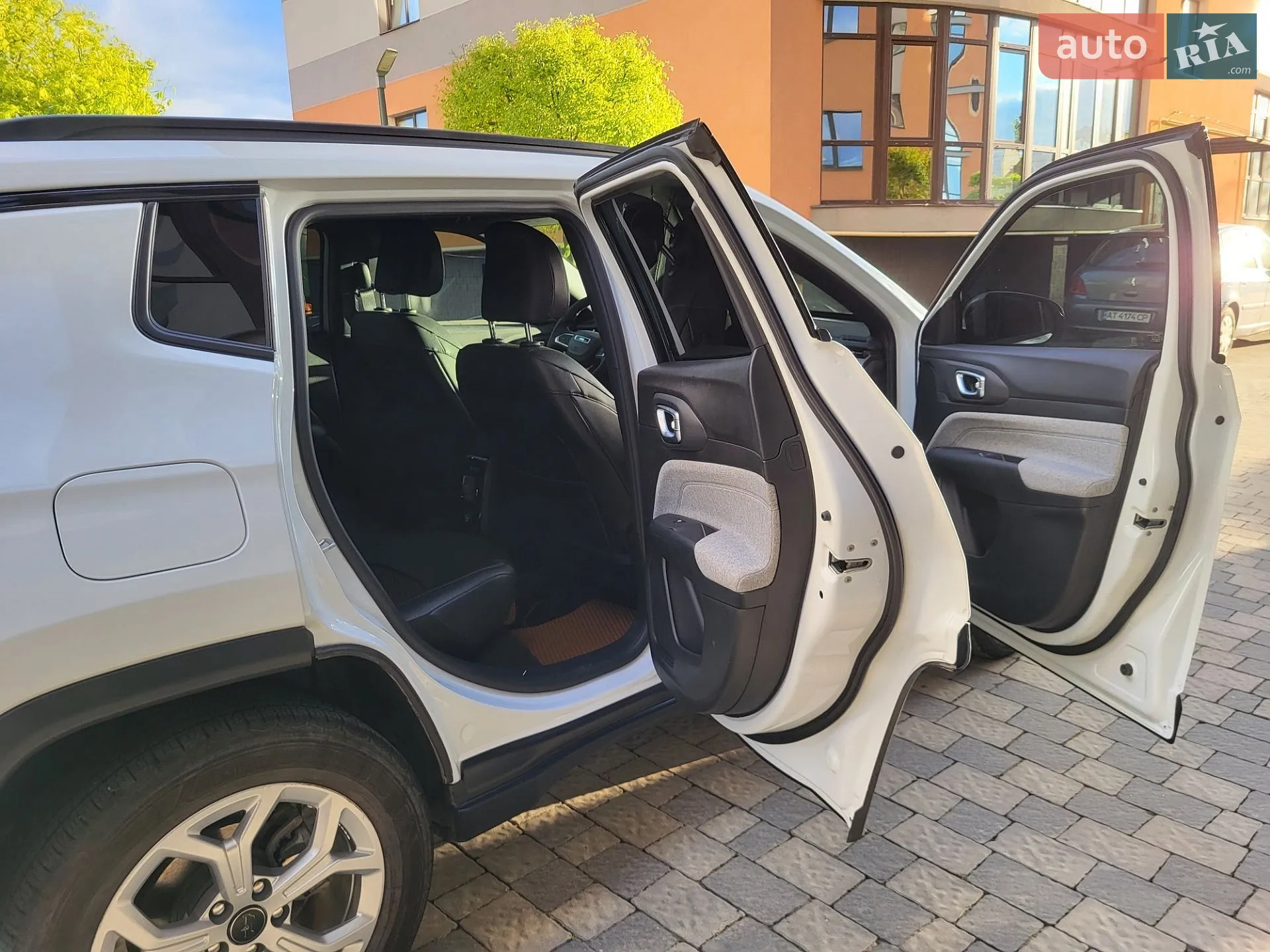 2025 Jeep Compass - мініатюра 24