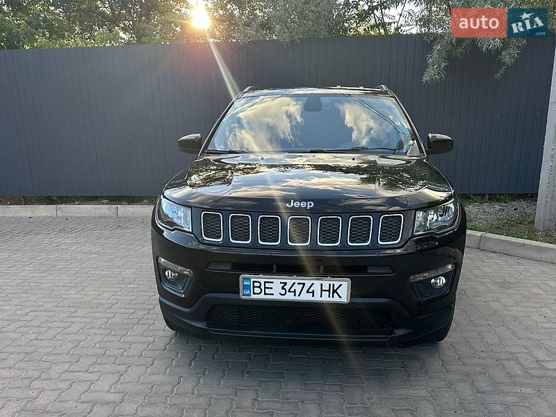 Позашляховик / Кросовер Jeep Compass 2017 в Миколаєві
