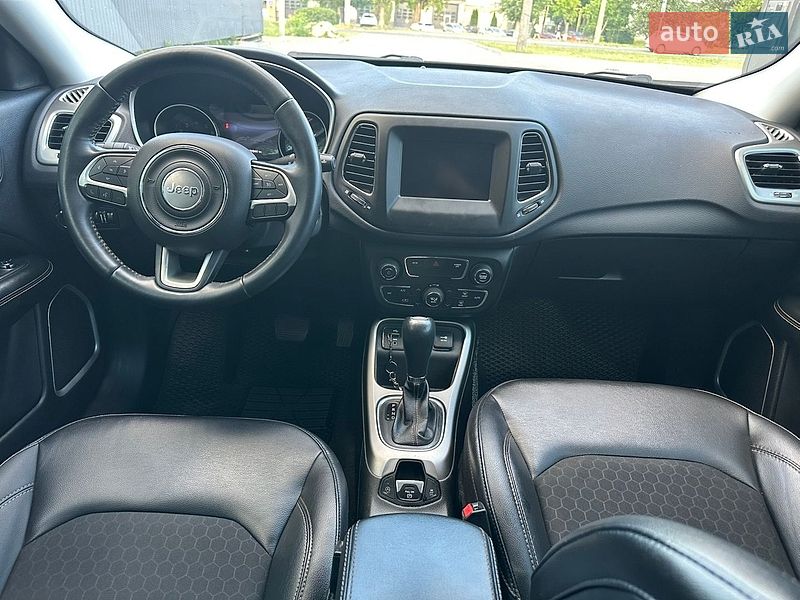 Позашляховик / Кросовер Jeep Compass 2017 в Миколаєві