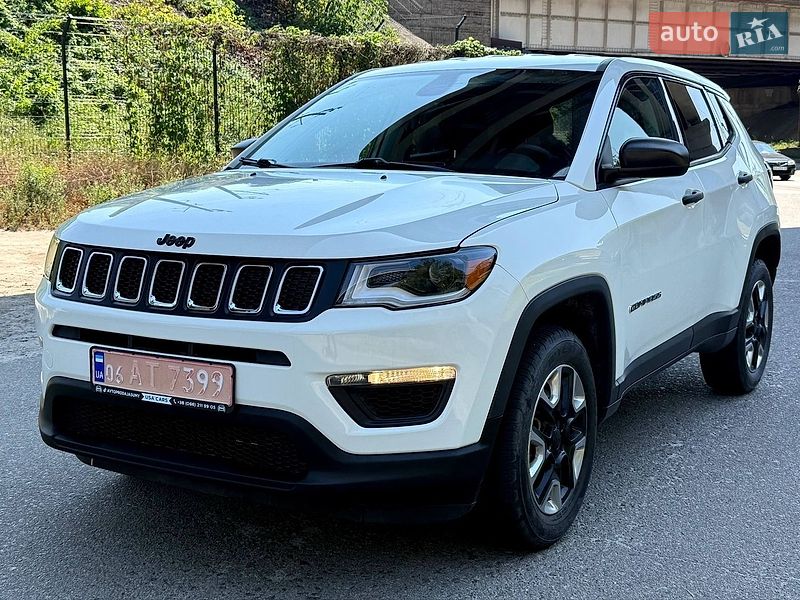Позашляховик / Кросовер Jeep Compass 2017 в Києві