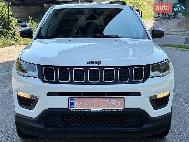 Позашляховик / Кросовер Jeep Compass 2017 в Києві